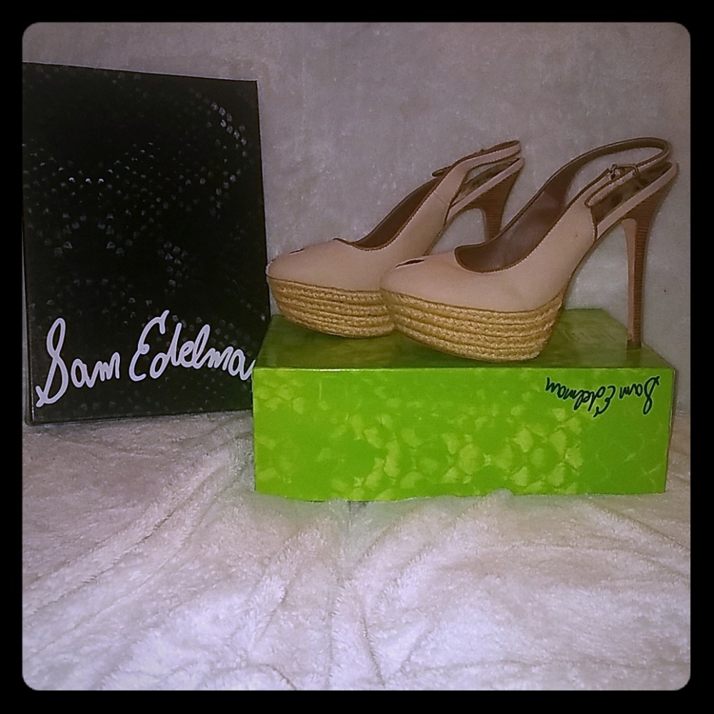 4" heel Sam Edelman tiny peep hole toe